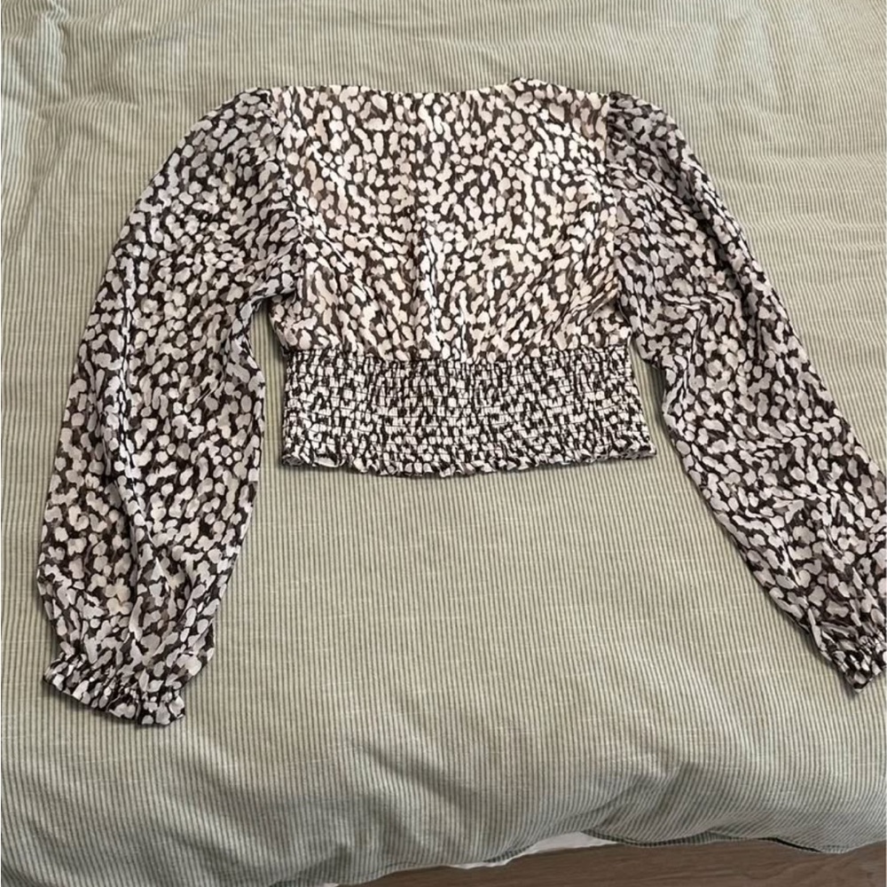 Aritzia/Wilfred Whistful Blouse - Picture 3 of 4